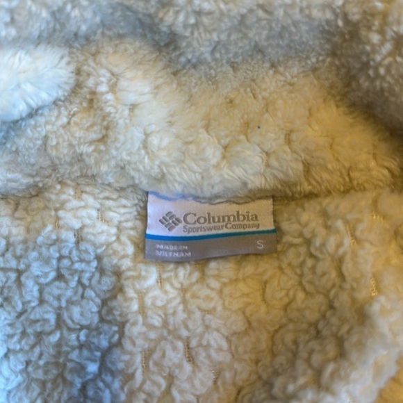 Columbia Sportswear cream fleece w 2 outside outside pockets zipper front - Picture 4 of 13